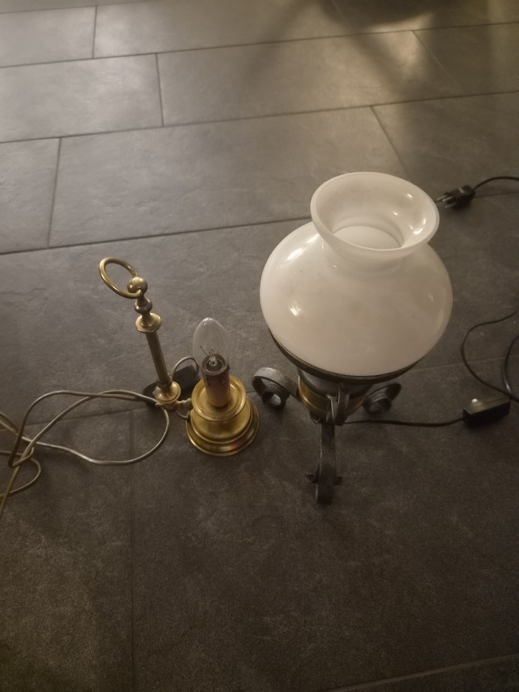 Lampes: Vintage Tisch Lampe – D'occasion à Fislisbach par LEMO_Motos
