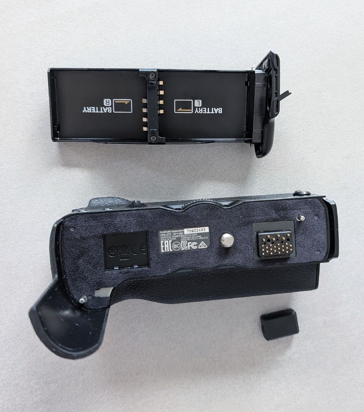 Caricatori & Batterie: Batteriegriff Fujifilm X-T2 – Nuovo (secondo la descrizione) da Sursee venduto da Jemi5 1