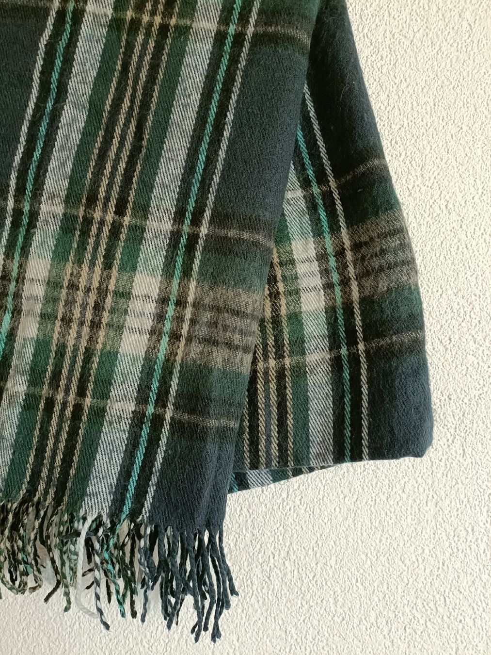 Foulards, Tücher & Schals: Echarpe – Gebraucht aus Vaulruz von O_DDM 1