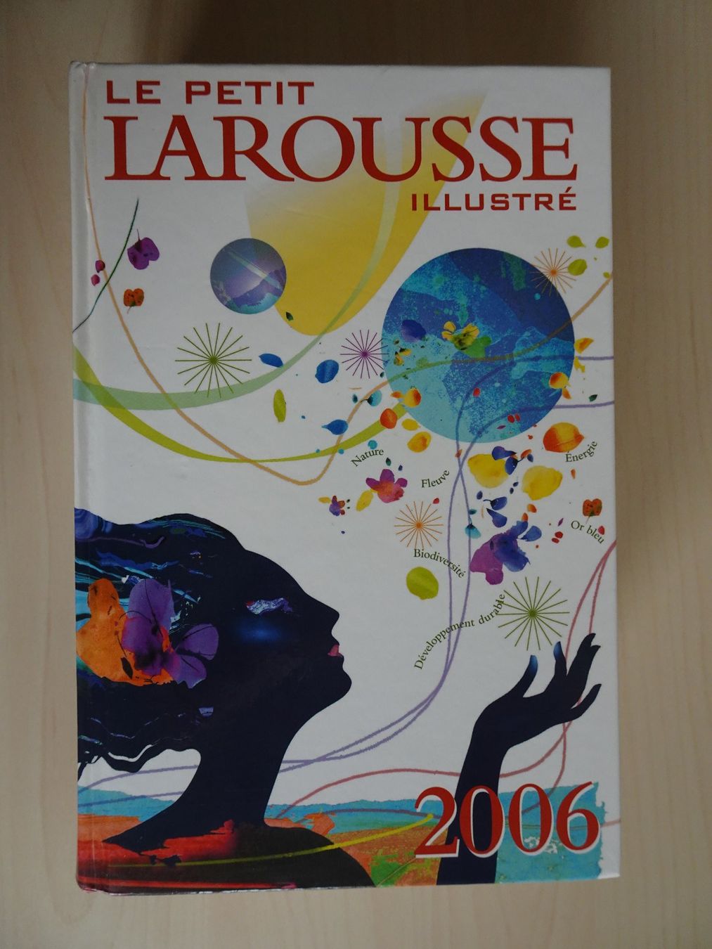 Livres: Le petit Larousse illustré 2006 – D'occasion à Confignon par Talenchant73