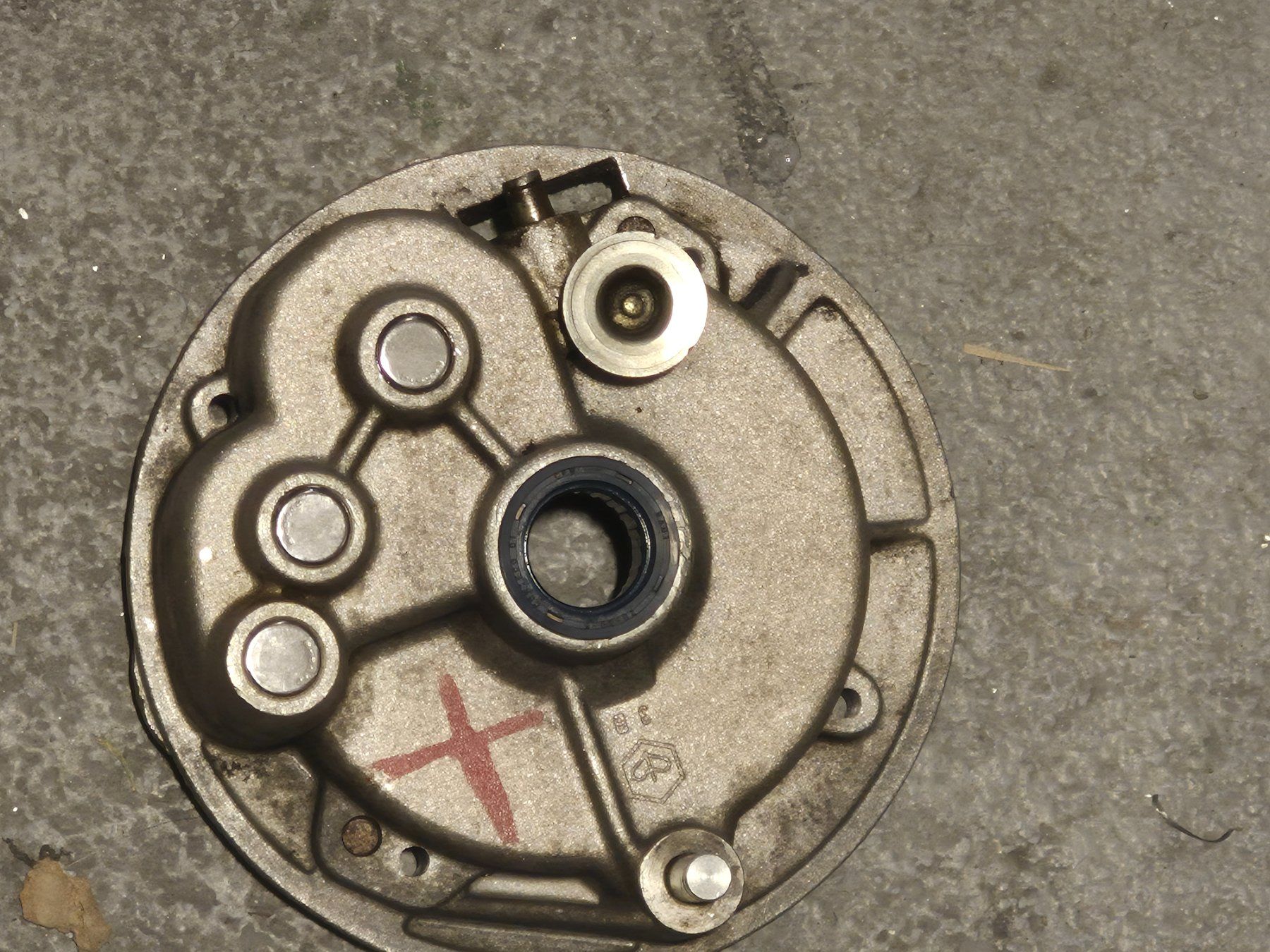 Piaggio Parti ricambio per ciclomotori: Carter boîte à vitesse piaggio ciao – Usato da Collombey venduto da mot_ryp9 3