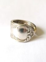 Ring aus alten Silberbesteck