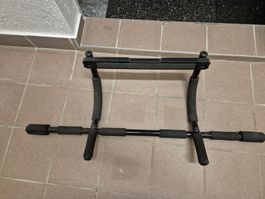 Barre de traction BodyShape pour porte état correct