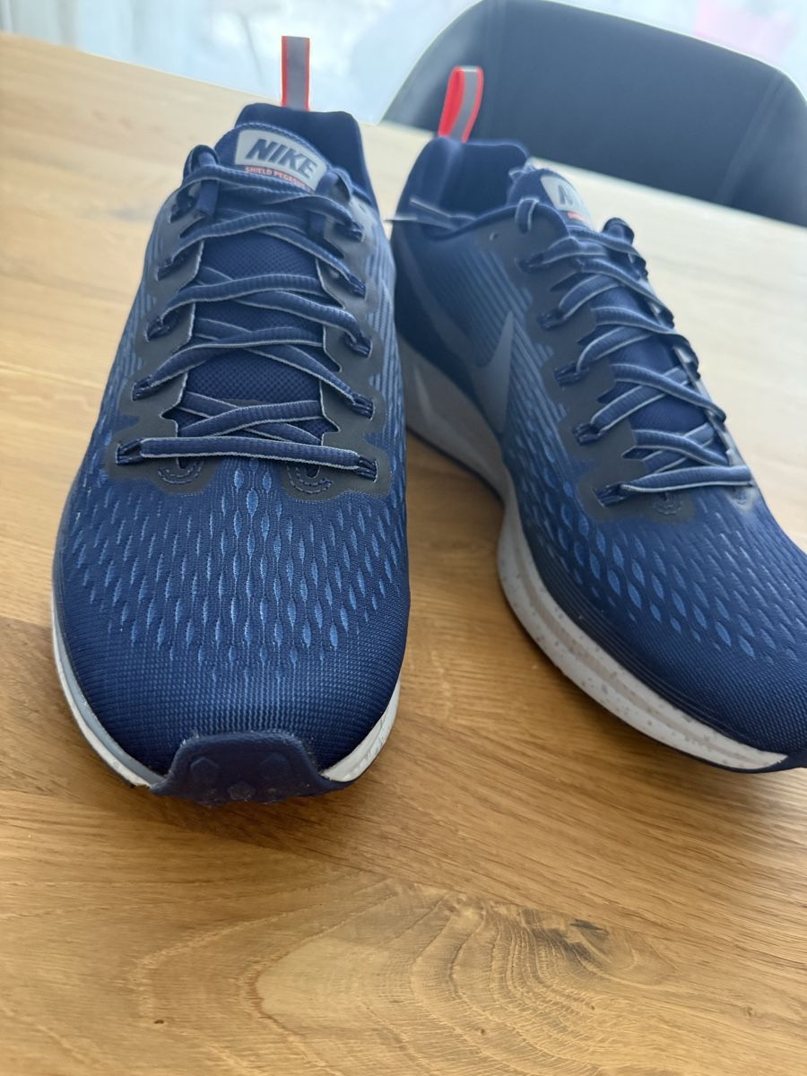 Nike Scarpe da uomo: Nike Shield Laufschuhe Grösse 43 Dunkelblau – Nuovo (secondo la descrizione) da Sarnen venduto da Molica26 6
