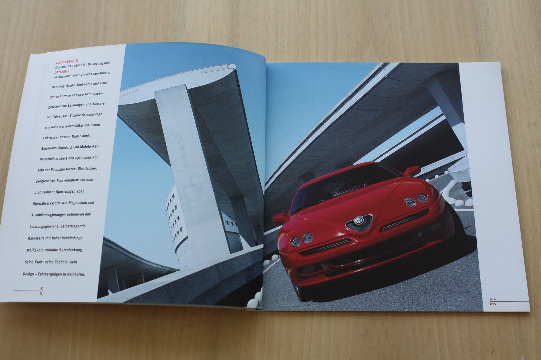 Alfa Romeo Documenti: Alfa Romeo GTV Prospekt 8/2001 – Usato da Wikon venduto da erwin400 2