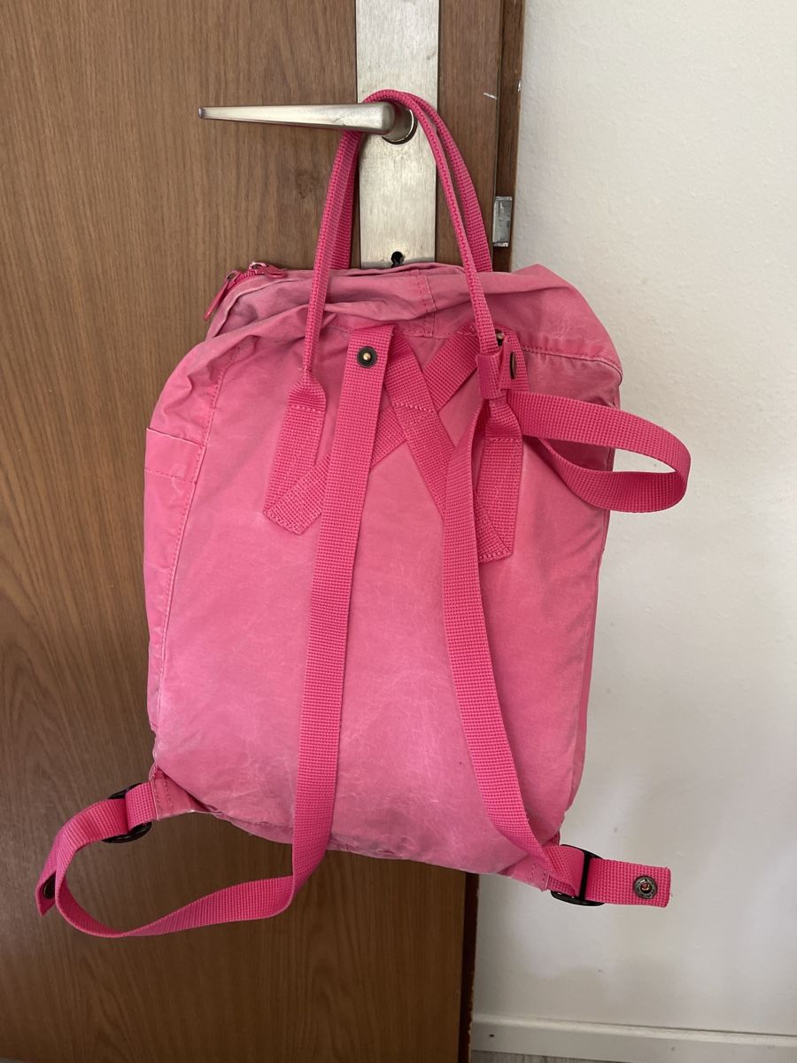 Fjällräven Rucksäcke: Fjällräven Kanken Rucksack PINK – Gebraucht aus Regensdorf von iamabarbiegirl 1