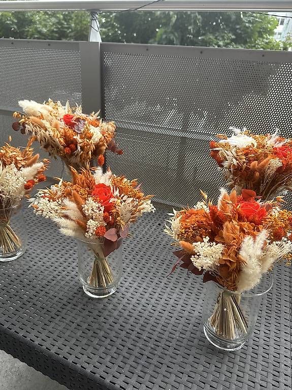 Alle Dekorationen: Bouquets de fleurs séchées avec vase (5 pcs.) – Gebraucht aus Basel von Greg313 1