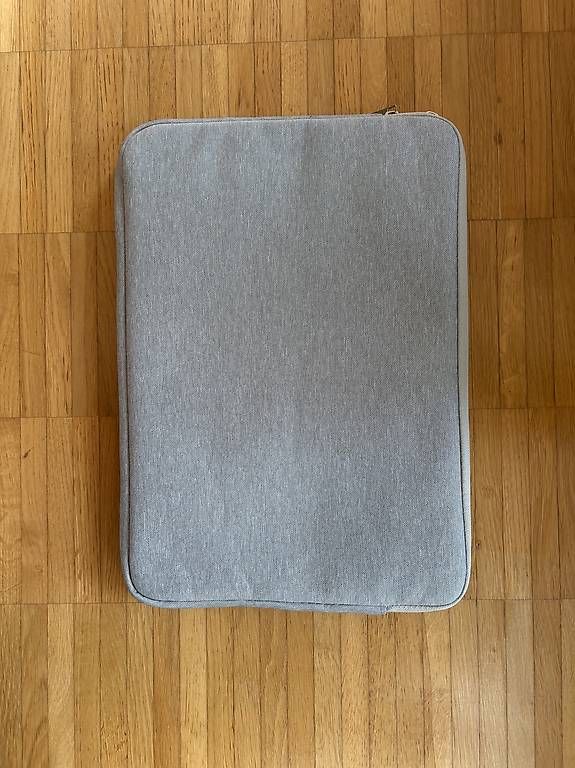 Borse: Laptop Tasche Hellgrau 13 Zoll – Usato da Zürich venduto da dom_sg76 1