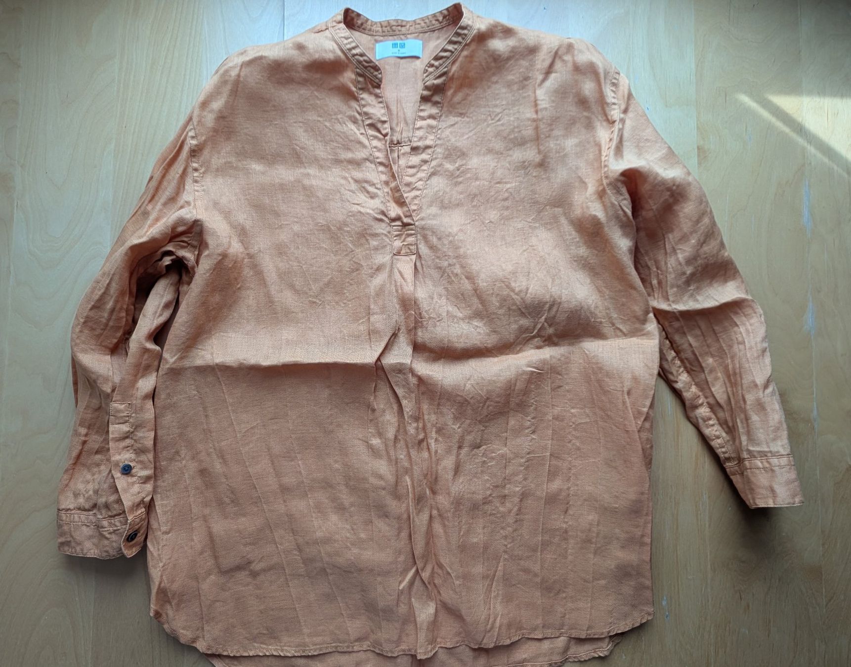Uniqlo Camicette: UniQlo 100% Leinen Gr. M – Nuovo e nell'imballaggio originale da Thalwil venduto da kat_d85f 1