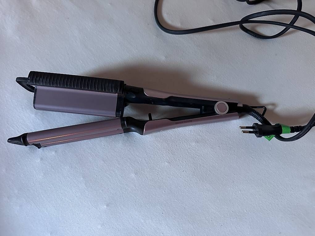 BaByliss Lockenstäbe & Haarglätter: Piastra per onde – Gebraucht aus Preonzo von Aluhar