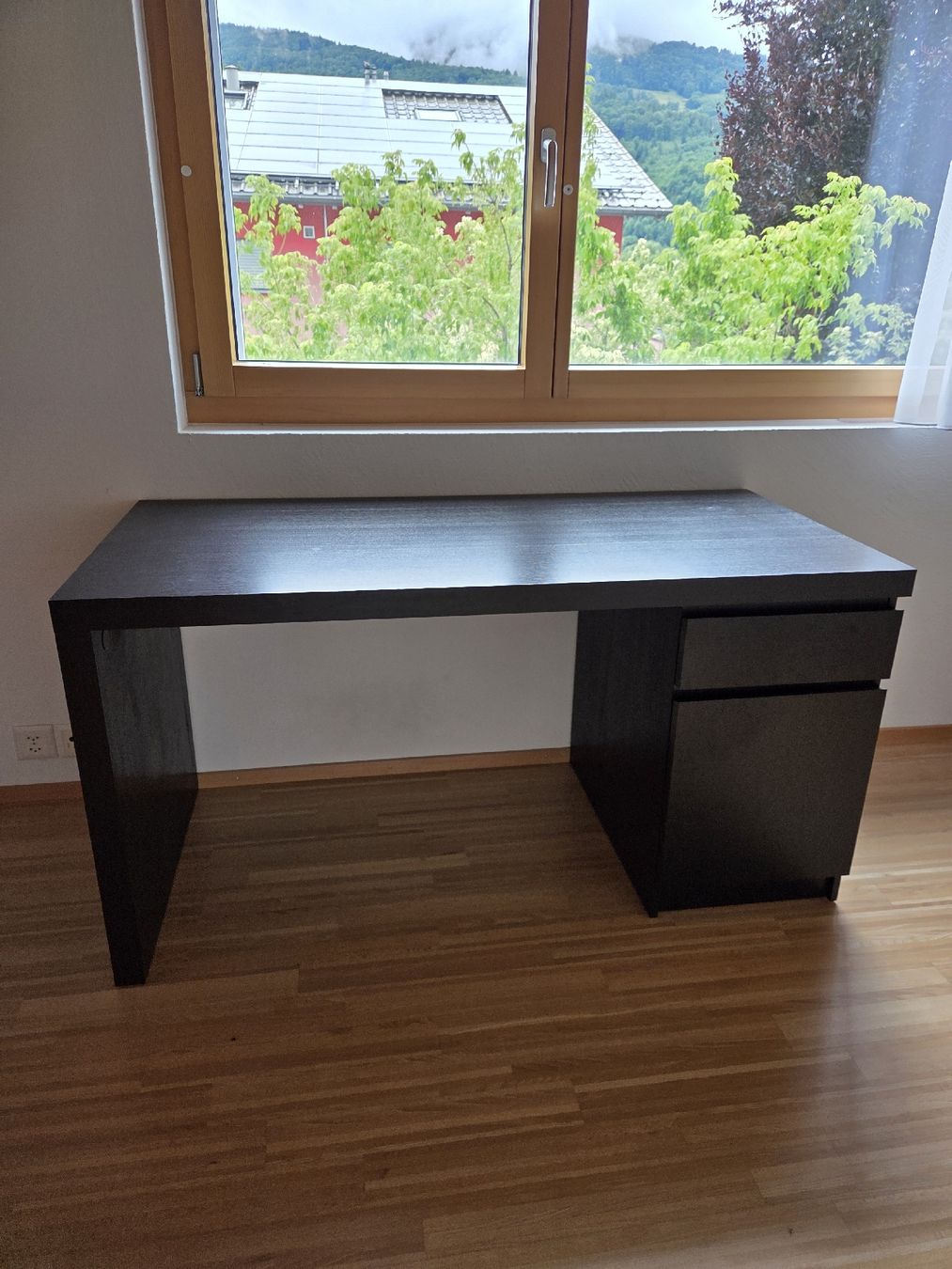 Ikea Bureaux: Schreibtisch – D'occasion à Buchs SG par nicotambarikas