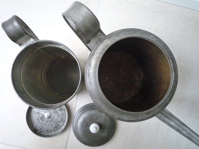 Schweizer Armee Armi bianche: Ancienne cafetière militaire - alte Kaffeekanne – Usato da Cortaillod venduto da Matteo18 5