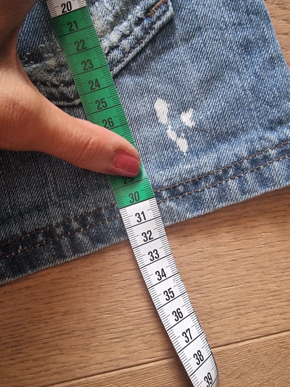 Gonne: Jeansrock mini, 36 – Usato da Buttikon SZ venduto da Limo180 2