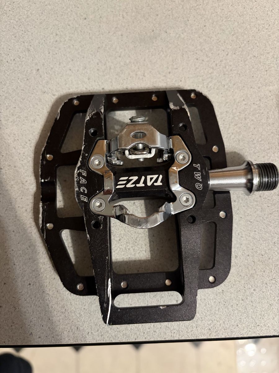 Pezzi di ricambio: Tatze Flat Pedals mit Klick Two Face – Usato da Ostermundigen venduto da Kavala4 2