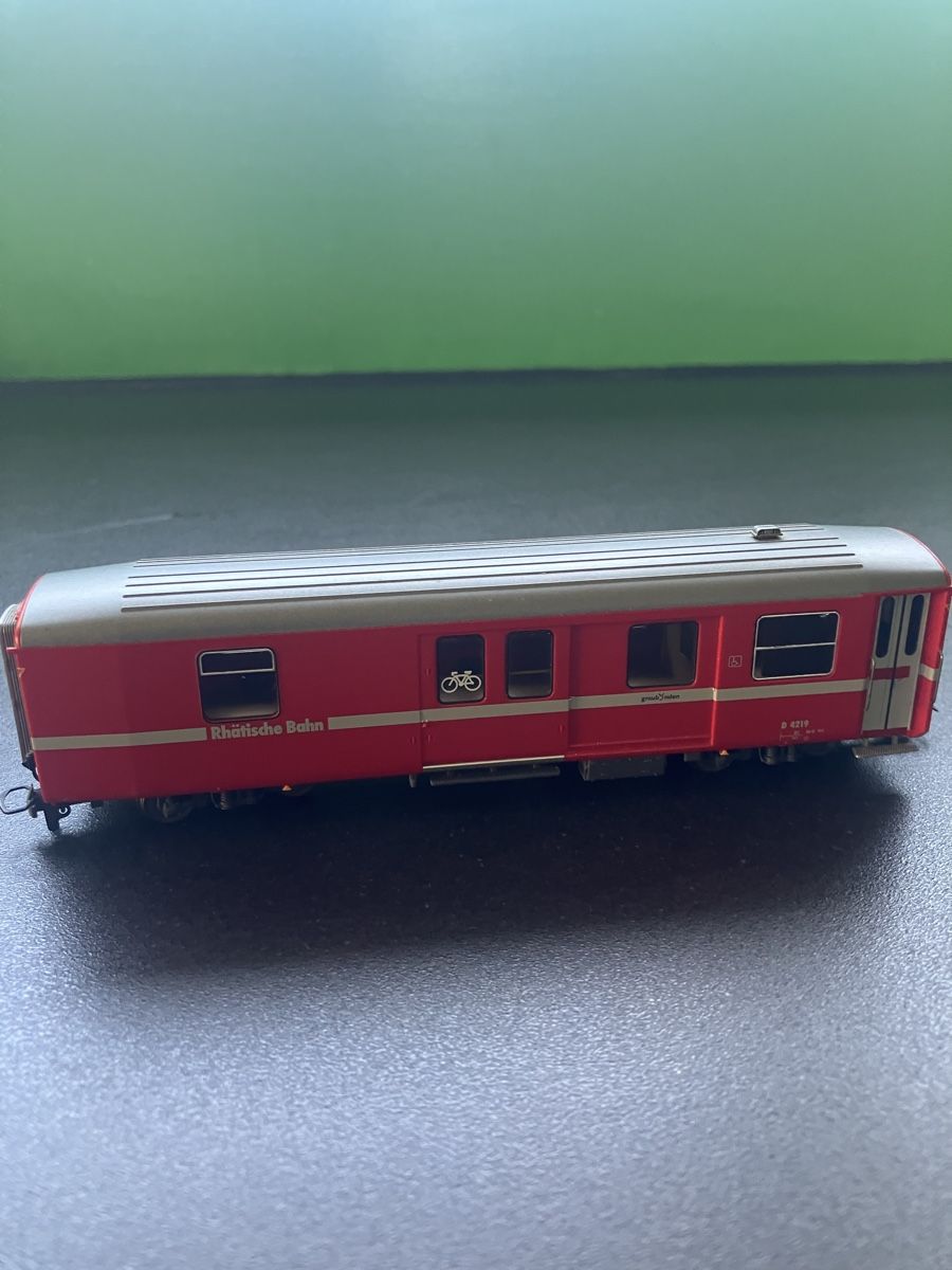 Bemo Modellini di ferrovie: Bemo RhB Gepäckwagen D4219 – Usato da Erlinsbach SO venduto da Kupfi80 1