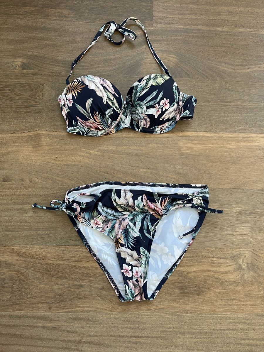Esprit Badekleider & Bikinis: BIKINI ESPRIT GR. 38 – Gebraucht aus Altendorf von Best_friend 1