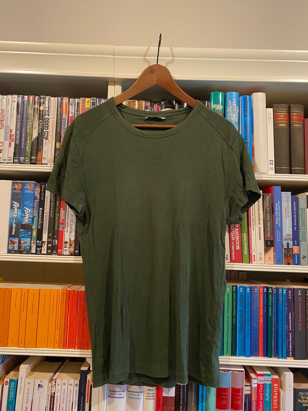 C&A T-shirt: T-Shirt M, olivgrün C&A Basics – Usato da Zürich venduto da Wim-Broccoli