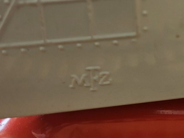 Spielzeuge: Raupenset zu Kran MfZ – Gebraucht aus Sonceboz-Sombeval von ant_cd5j 4