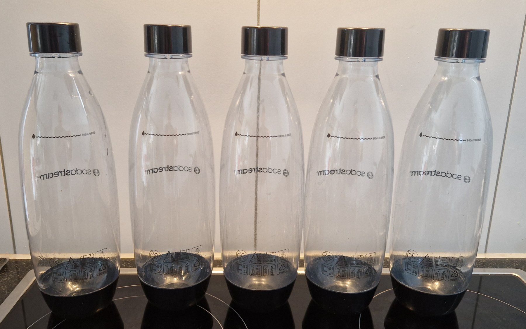 Sodastream Sonstiges für Haushalt & Wohnen: 5 x Sodastream Kunststoff Flaschen – Gebraucht aus Ebmatingen von Flitz88 1