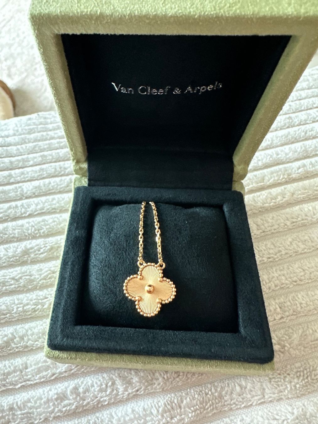 Van Cleef Ketten: VCA VINTAGE ALHAMBRA – Gebraucht aus Pratteln von Eileen_H
