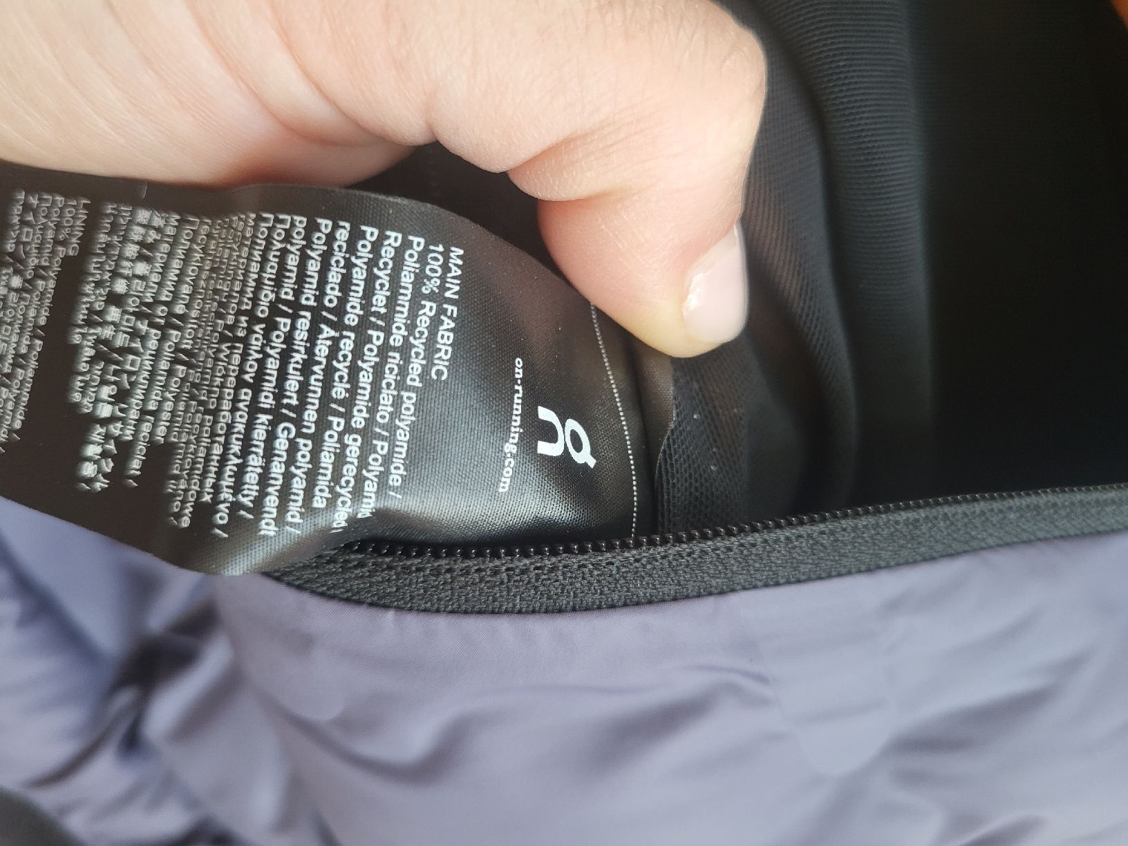 Giacche: On Switch Jacket – Usato da Zürich venduto da lrn_n6yy 3