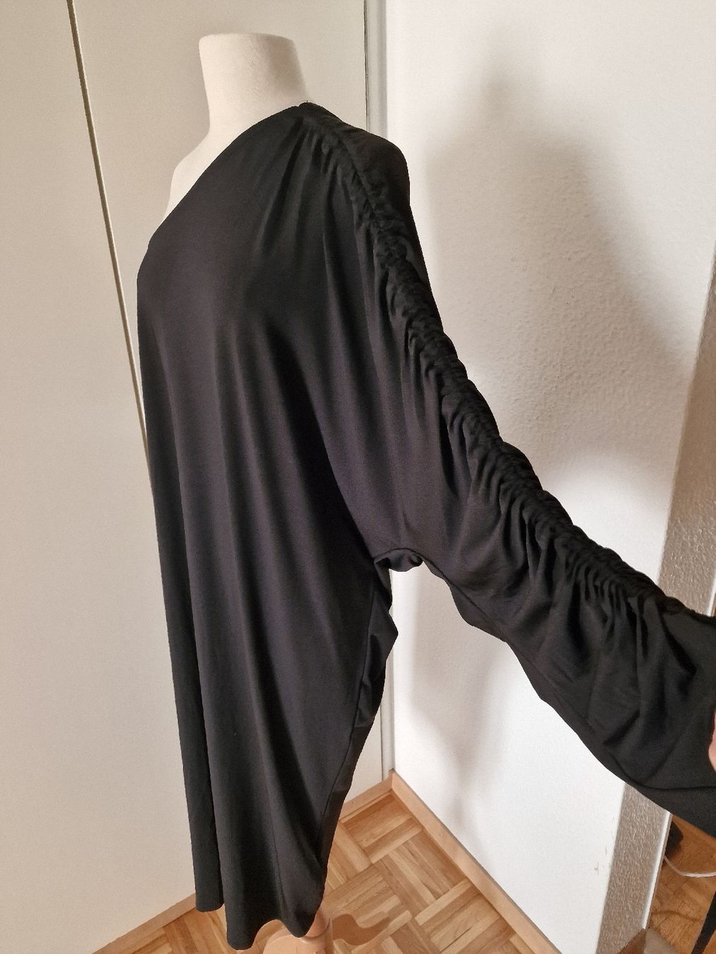 H&M Vestiti: Robe de soirée H&M noire S neuve – Nuovo e nell'imballaggio originale da Perly venduto da dayna_46 3