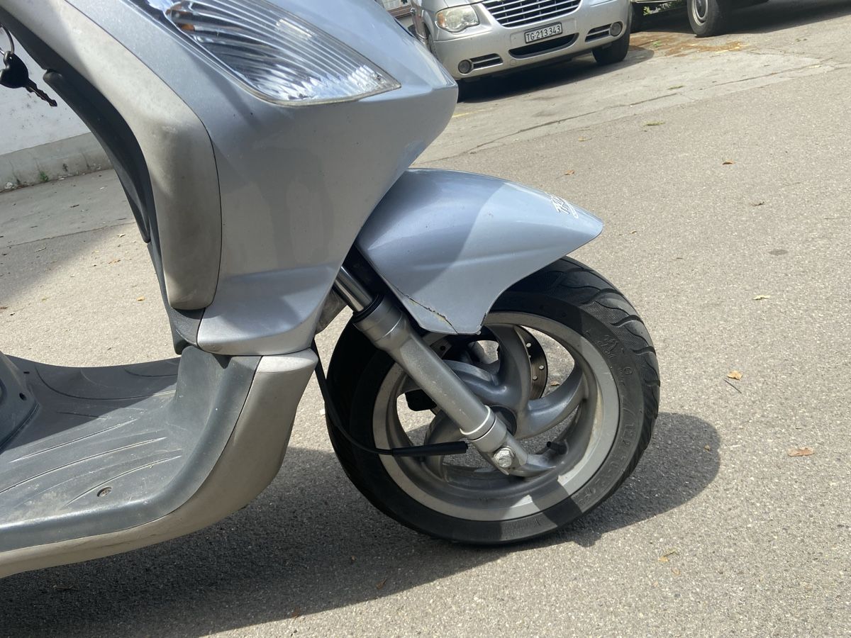 Piaggio Scooter: Vespa Piaggio fly 125 – Usato da Frauenfeld venduto da lodola1961 4