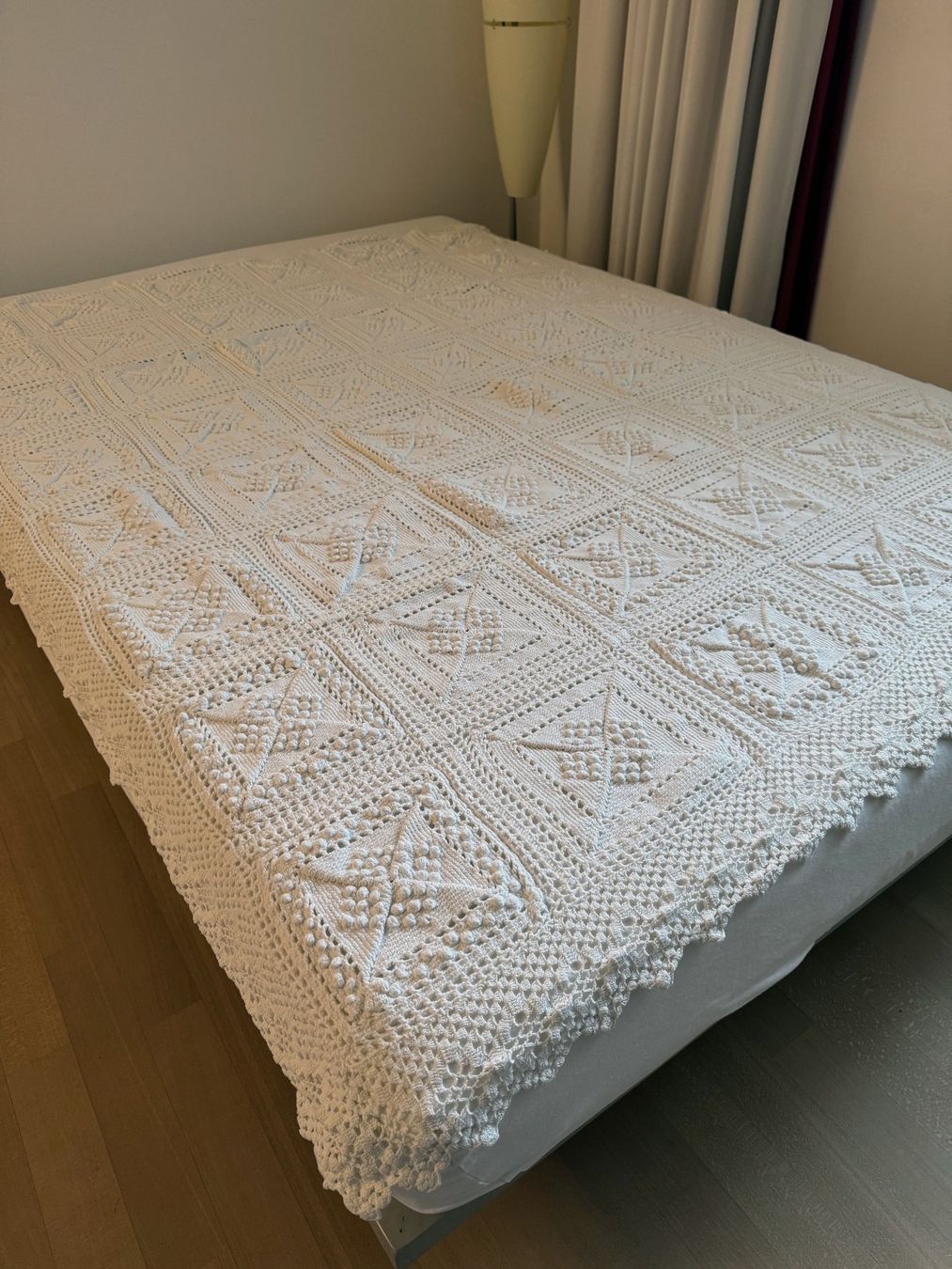 Coperte: Bettüberwurf gehäkelt – Usato da Boll venduto da Simpbon