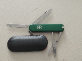 Victorinox SD 58mm ROBIDOG Taschenmesser grün mit Tasche geb