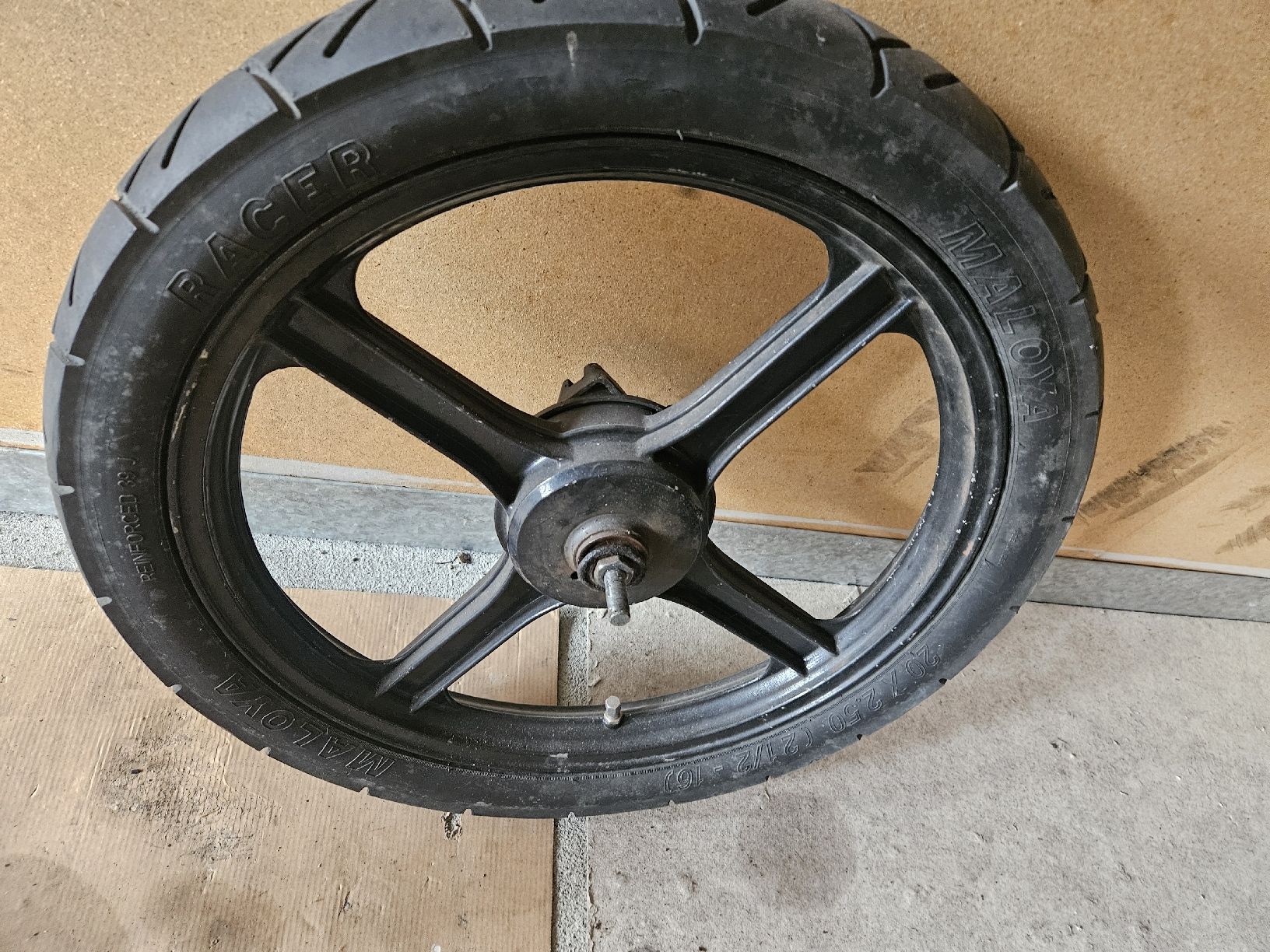 Piaggio Parti ricambio per ciclomotori: Paggio Ciao Rahmen – Difettoso da Buchs LU venduto da Roli2.0 4