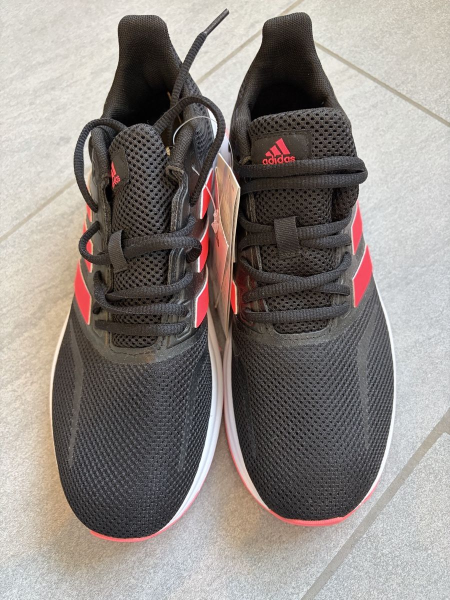 Adidas Scarpe da donna: Adidas Runfalcon – Nuovo e nell'imballaggio originale da Wileroltigen venduto da JT35