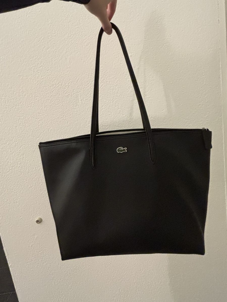 Lacoste Borse: Schwarze Lacoste Shopper Tasche – Nuovo (secondo la descrizione) da Bern venduto da ulo_1