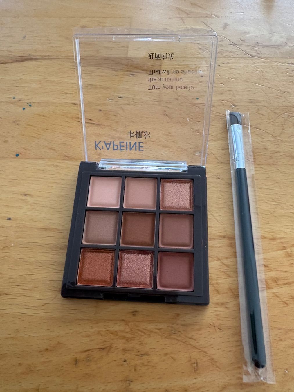 Make-up: Lidschatten Palette mit Pinsel – Neu und originalverpackt aus St.Gallen von Christianl02