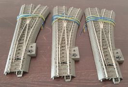 MÄRKLIN: 3 X C-GLEIS WEICHEN RECHTS MIT ANTRIEB
