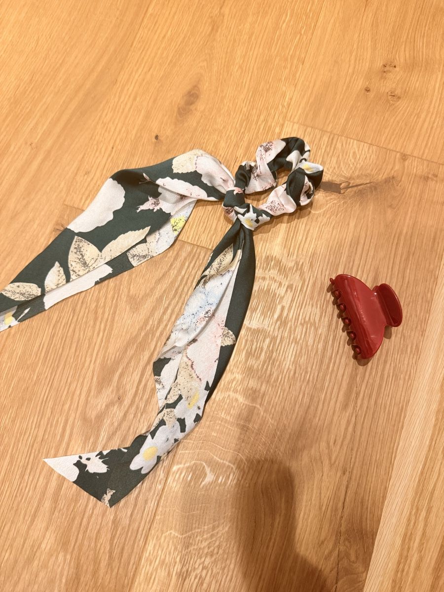 Haarschmuck: Haar-Set: Scrunchie mit Band + Haarspange, Rot, Neu! – Neu (gemäss Beschreibung) aus Dotzigen von White_Warrior