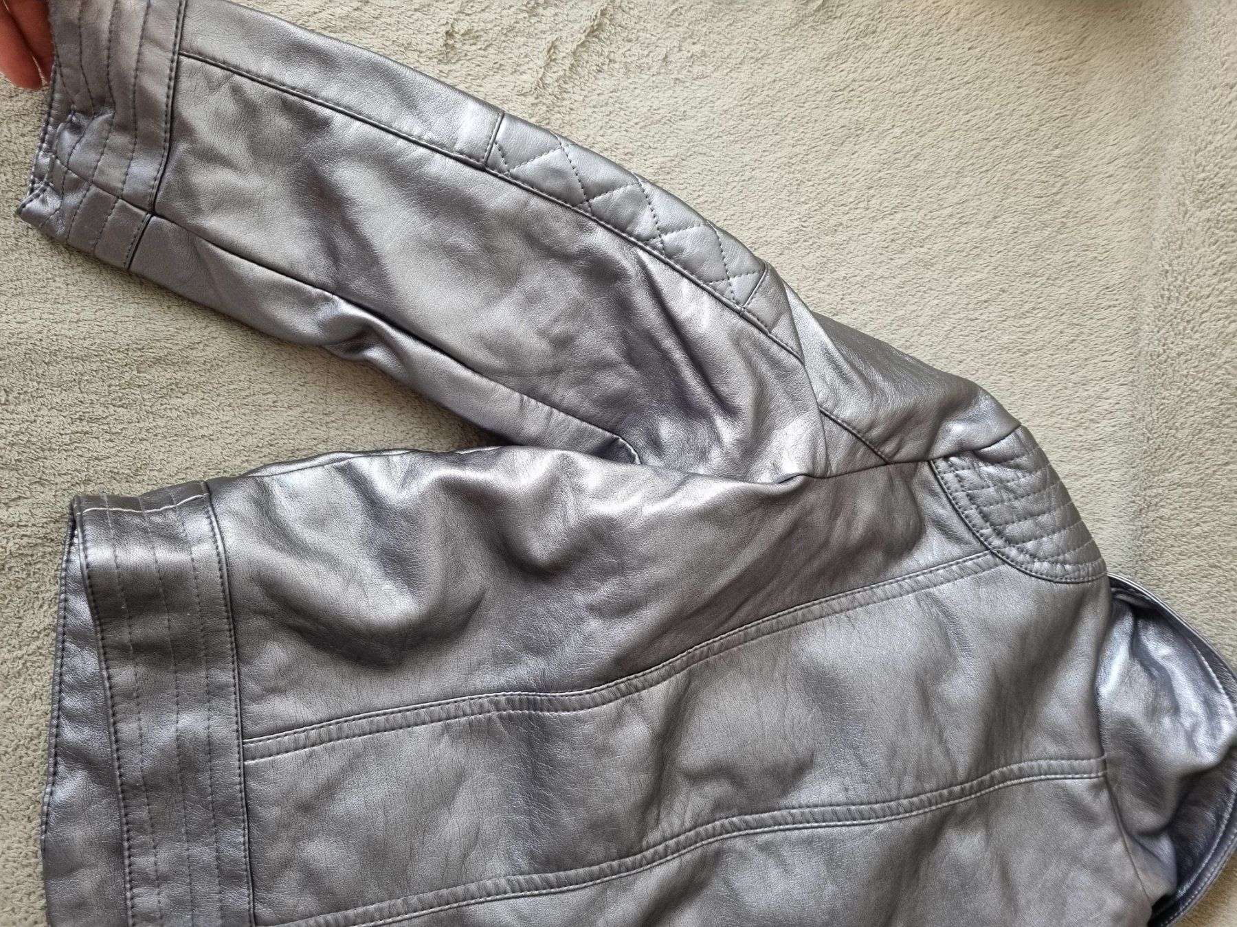 Giacche & Cappotti: Kinder Pilot Jacke, 128 – Nuovo (secondo la descrizione) da St Gallen venduto da vir_5kgt 5