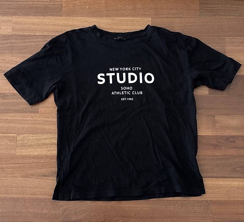 T-shirt: T-Shirts – Usato da Willisau venduto da lev_f6dx