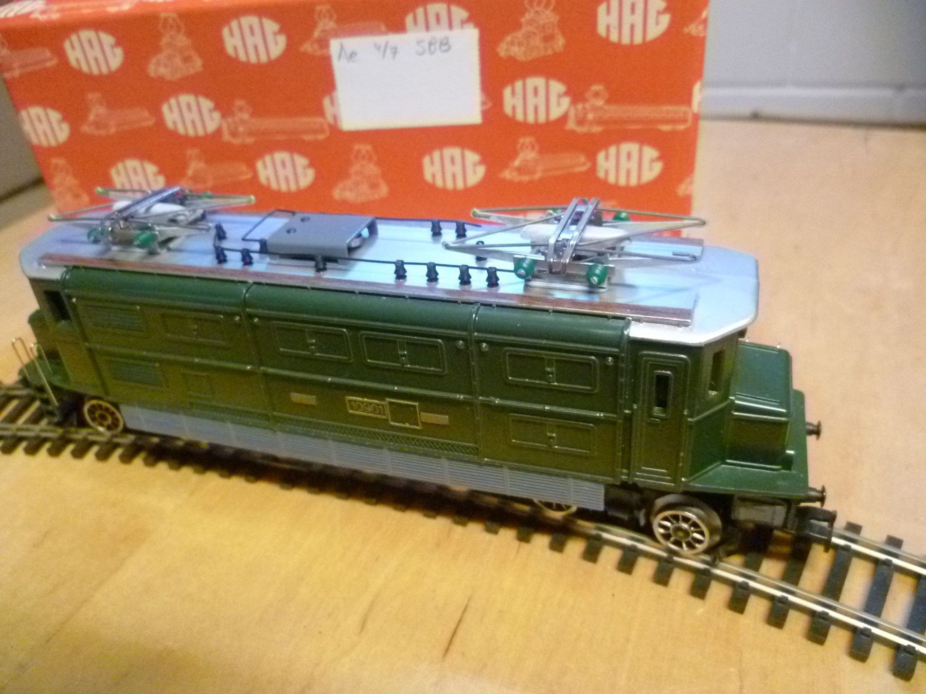 Hag Modellini di ferrovie: SBB Ae 4/7 H0 DC Lok – Usato da Rickenbach BL venduto da umro11