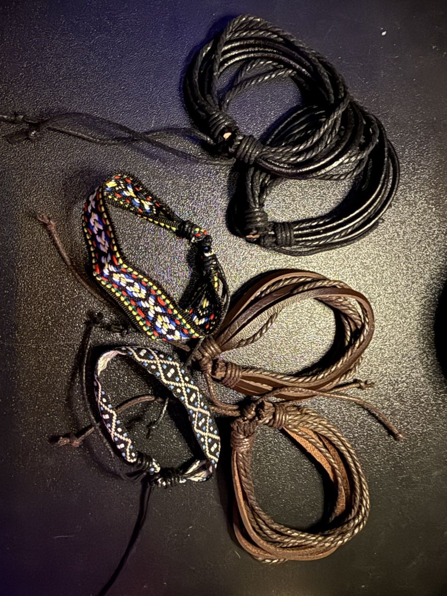 Bracciali & Braccialetti: Real Leather and Textile Bracelets Bundle - 6 units - NEW – Nuovo (secondo la descrizione) da Wald ZH venduto da Carloiten 1