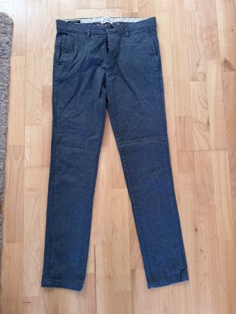 Herrenhose Casual Gr. 30/34