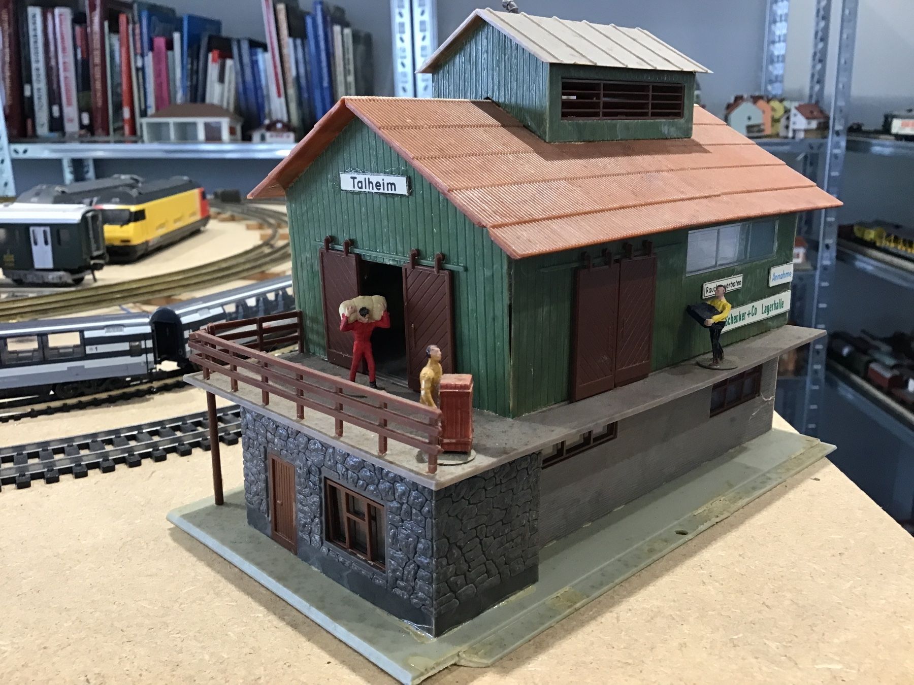 Faller Modellini di ferrovie: FALLER FABRIKUMSCHLAGSHALLE H0 FALLER – Usato da Männedorf venduto da Spezial-Modelle 1