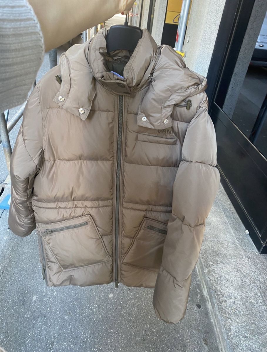 Ganni Vestes: Ganni Tech oversized Jacket - Fossil Brown – D'occasion à Lyss par francesca.g 3