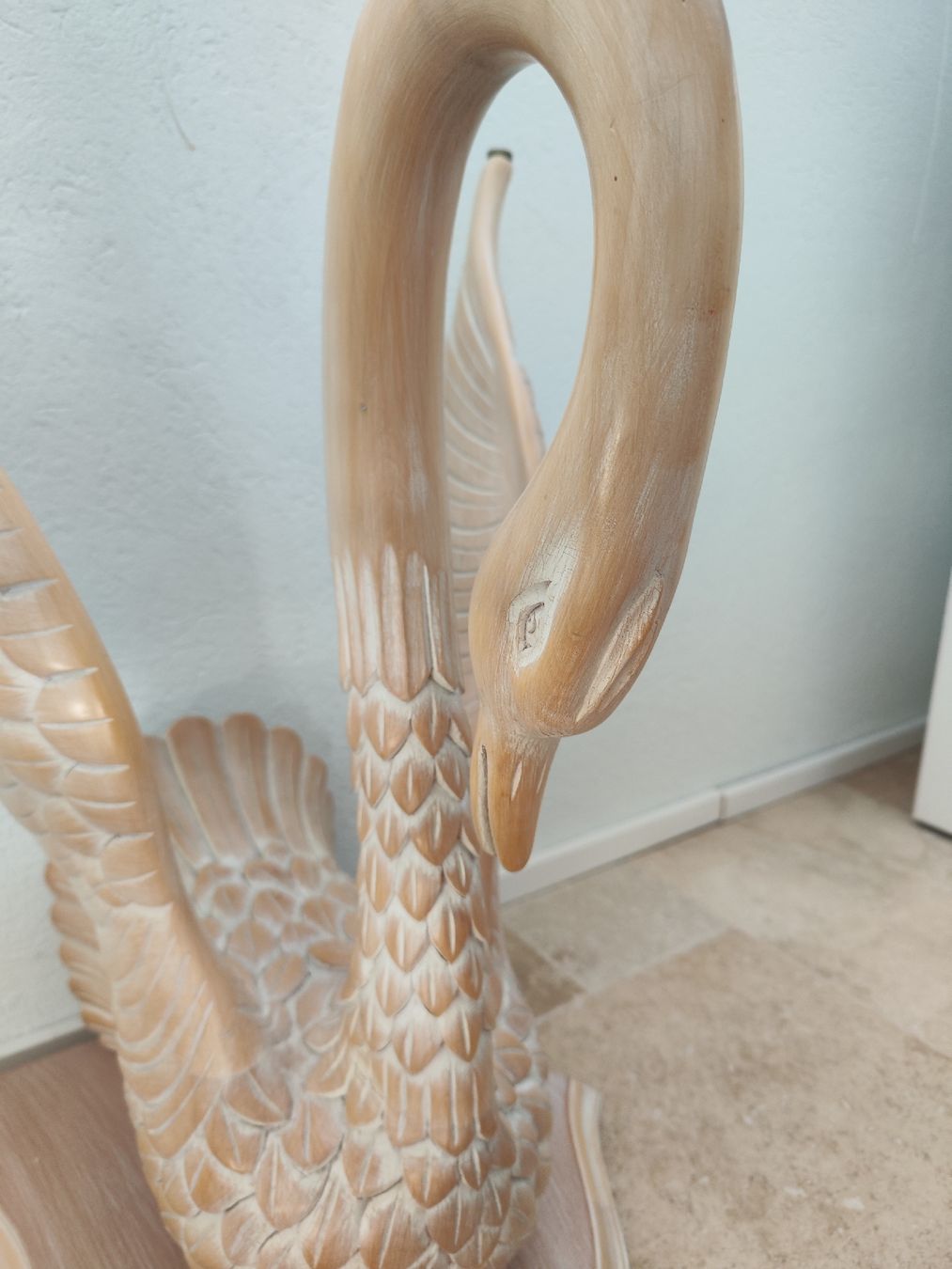 Tavoli: Schwanentisch aus Holz – Usato da Uerikon venduto da paloma61 1