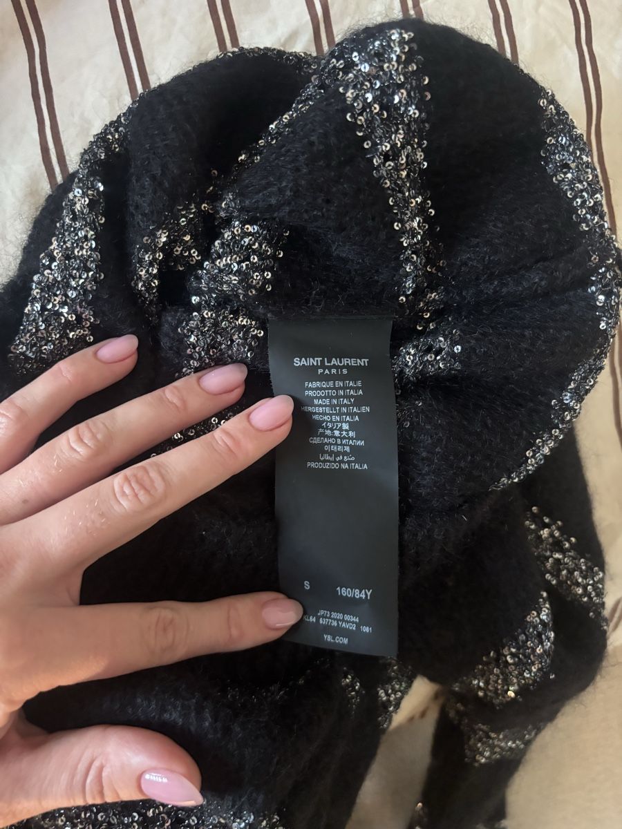 Saint Laurent Pullover & Sweatshirts: Pullover Saint Laurent schwarz mit Pailletten – Gebraucht aus Zürich von Summy97 2