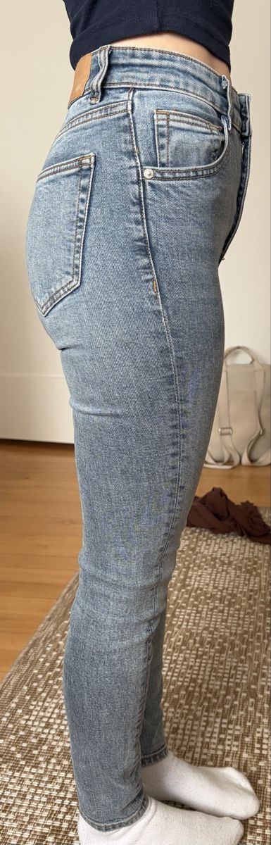 Zara Jeans: Zara Jeans, hellblau, Grösse 34 – Usato da Kriens venduto da Livv7 1