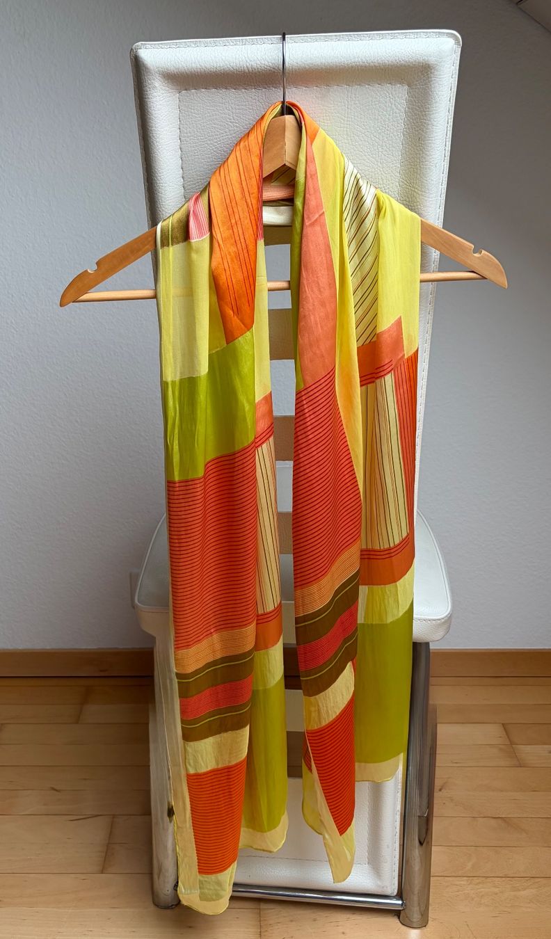 Foulards, Tücher & Schals: Seide/Viscose Schal – Gebraucht aus Unterägeri von Jutka_04 4