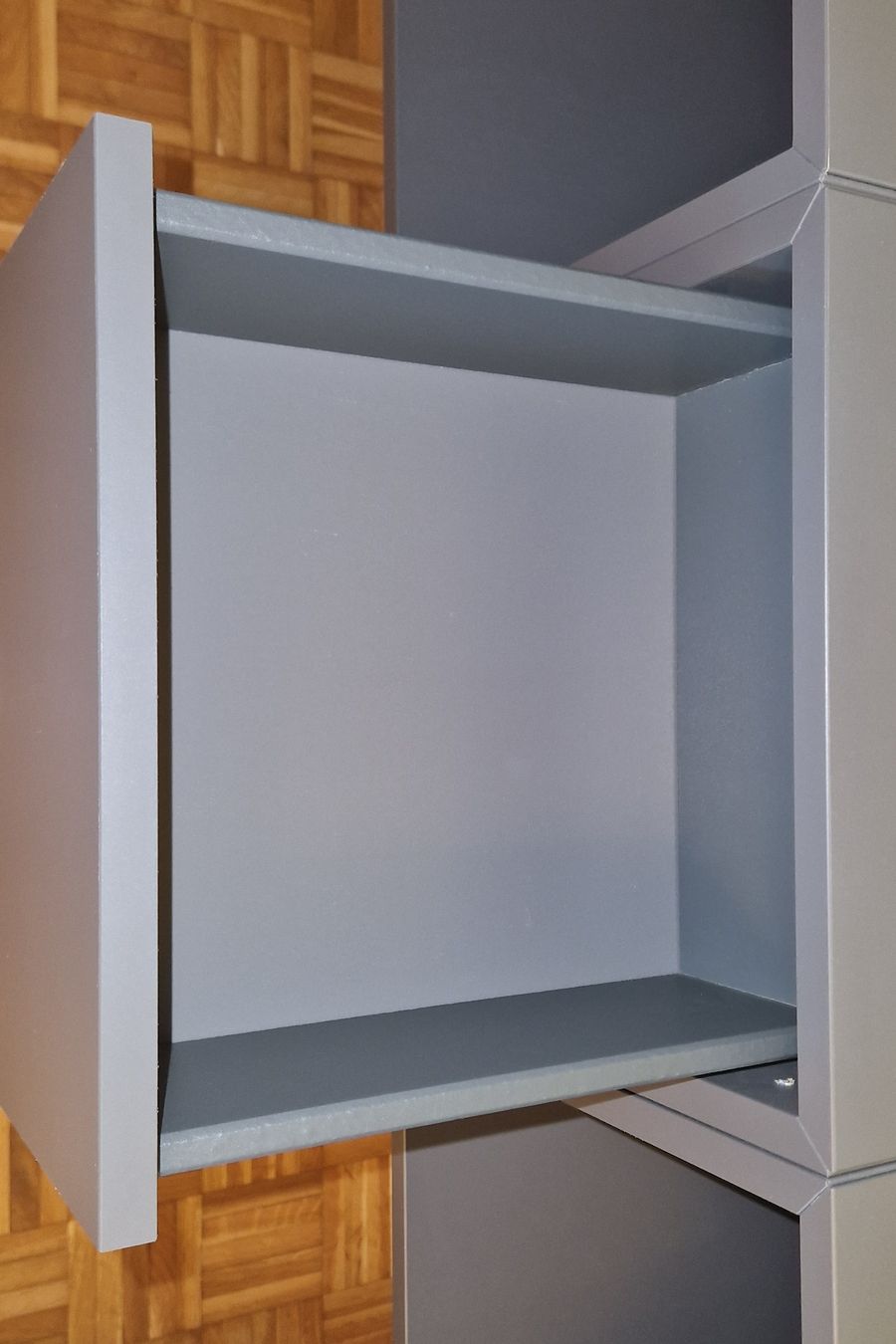Ikea Scaffali: Wandschrank 3teilig (Eket) – Usato da Zug venduto da Pinche0 3