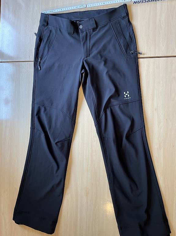 Haglöfs Pantaloni: Haglöfs Softshell Hose Gr. 40 neuwertig – Nuovo (secondo la descrizione) da Spiringen venduto da brandinder