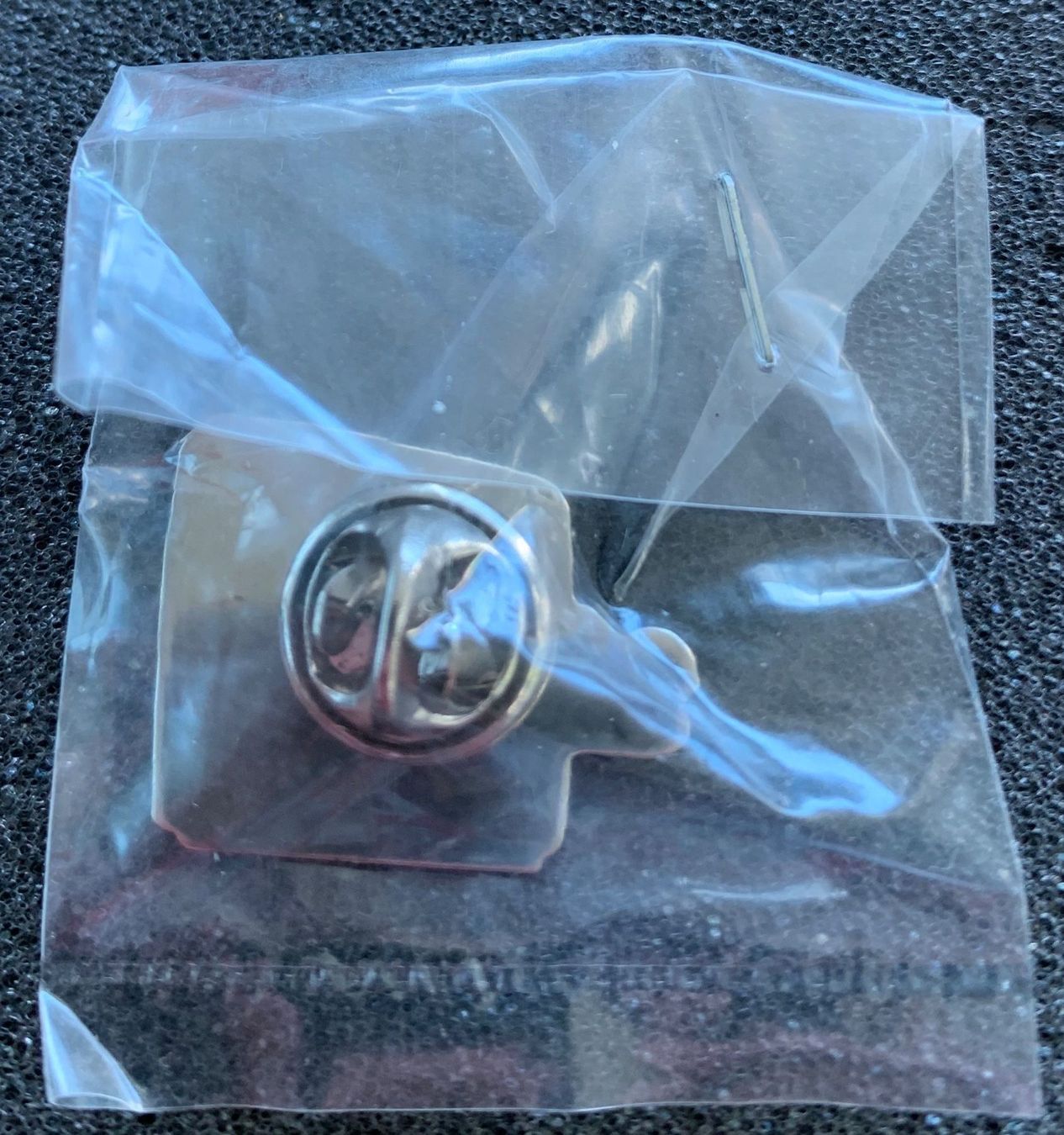 Placchette & Badge: GRUNDIG Pin – Nuovo e nell'imballaggio originale da Remigen venduto da Reto1318 1