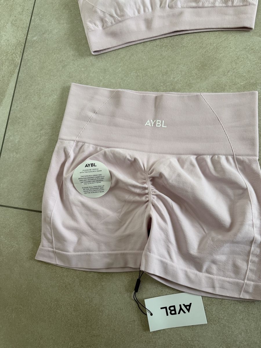 Lotti di vestiti: Tenue AYBL neuve !!! Taille M – Nuovo e nell'imballaggio originale da Fétigny venduto da Titou2010 1